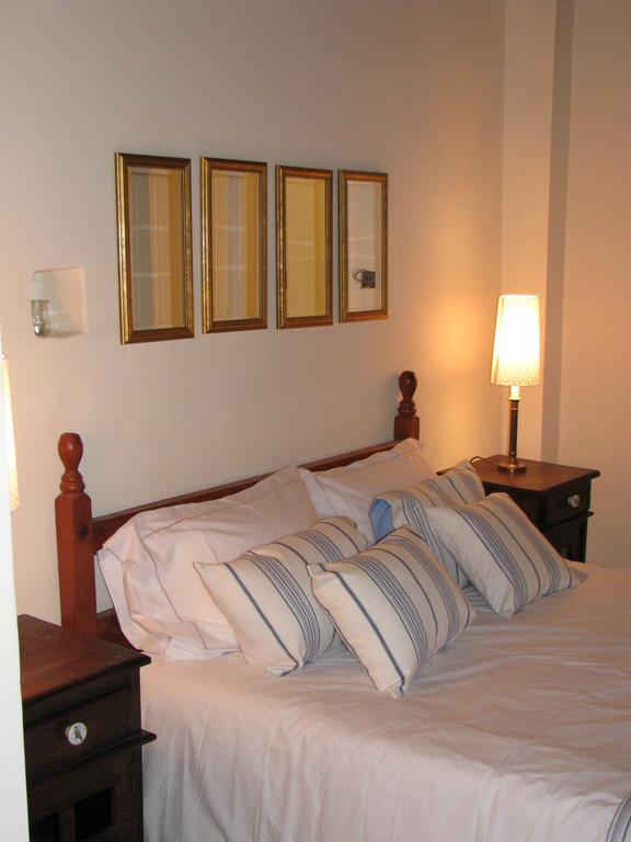 Dolphin Guest House And Studios Tochni Bilik gambar